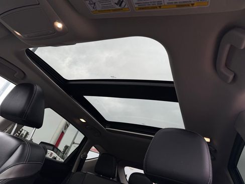 Certified 2024 Nissan Murano SL image 17