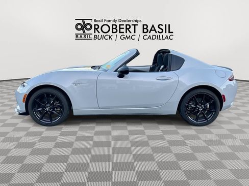 Used 2019 MAZDA MX-5 Miata RF Club w/ I-ACTIVSENSE Sport Package RWD image 5