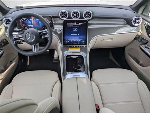 New 2027 Mercedes-Benz GLC 350e 4MATIC image 15
