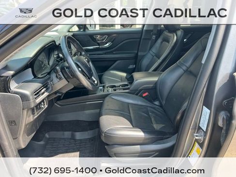 Used 2022 Lincoln Corsair AWD w/ Premium Package image 15
