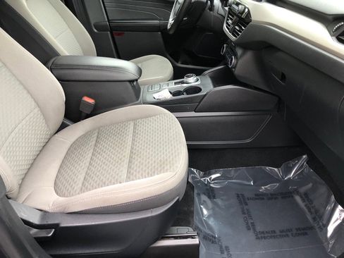Used 2022 Ford Escape SE w/ Convenience Package AWD/4WD image 24