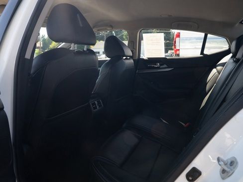 Used 2023 Nissan Maxima SV w/ Floor Mat Group image 22