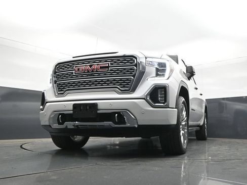 Used 2021 GMC Sierra 1500 Denali w/ Denali Ultimate Package AWD/4WD image 26