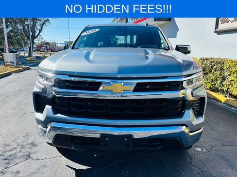 Used 2025 Chevrolet Silverado 1500 LT AWD/4WD image 3