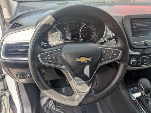 Used 2022 Chevrolet Equinox LT image 14