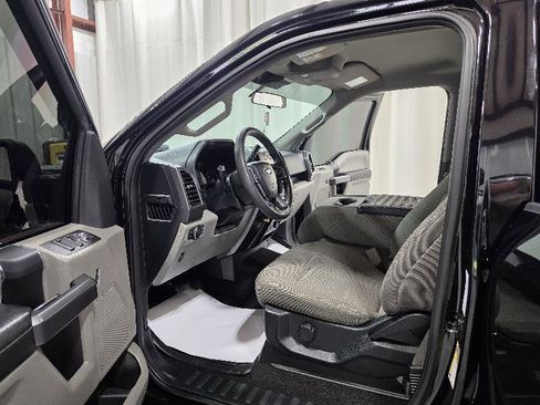 Used 2020 Ford F150 XLT AWD/4WD image 11