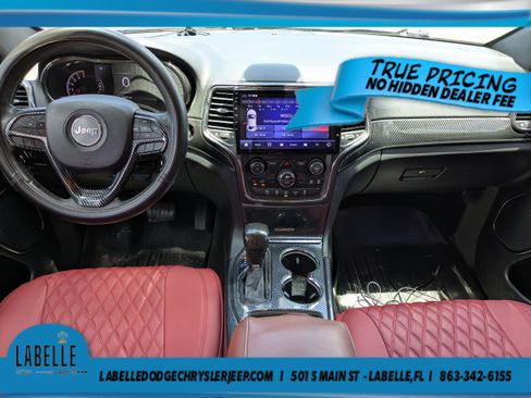 Used 2018 Jeep Grand Cherokee Laredo AWD/4WD image 14