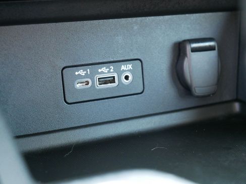 Certified 2023 Nissan Sentra SV w/ All-Weather Package FWD image 32