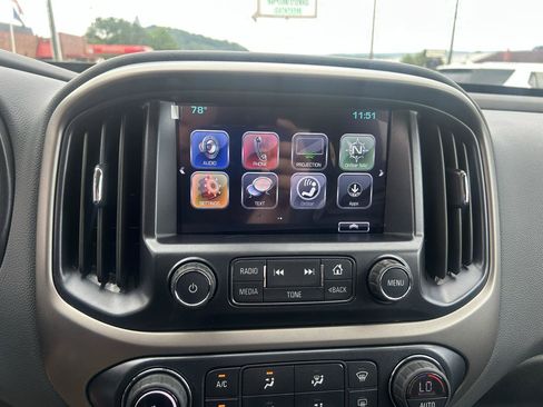 Used 2017 Chevrolet Colorado Z71 AWD/4WD image 23