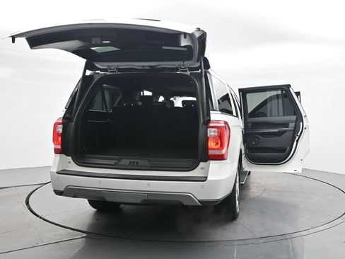 Used 2020 Ford Expedition Max XLT w/ Equipment Group 202A image 45