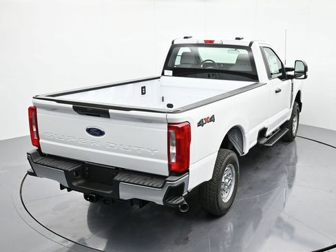 New 2026 Ford F250 XL w/ XL Chrome Package image 28