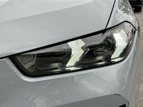 Certified 2024 BMW X5 xDrive40i w/ M Sport Package image 31