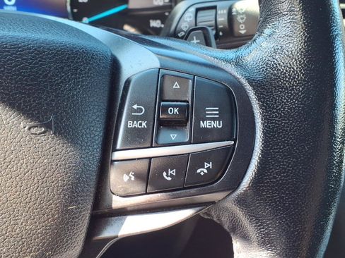 Used 2020 Ford Explorer XLT w/ Equipment Group 202A AWD/4WD image 23