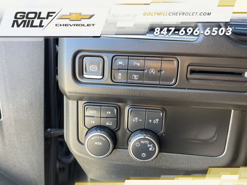 Used 2024 Chevrolet Suburban RST w/ Luxury Package AWD/4WD image 14