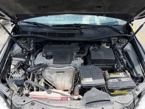 Used 2016 Toyota Camry LE FWD image 21