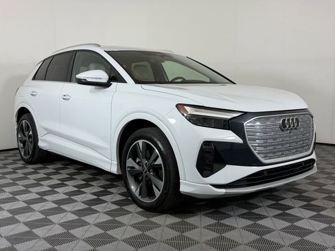 Used 2022 Audi Q4 e-tron Premium w/ Convenience Package image 7
