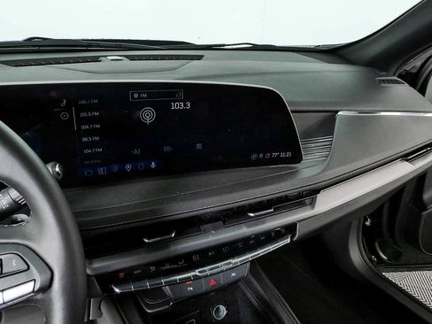 Certified 2025 Cadillac XT4 Premium Luxury FWD image 11