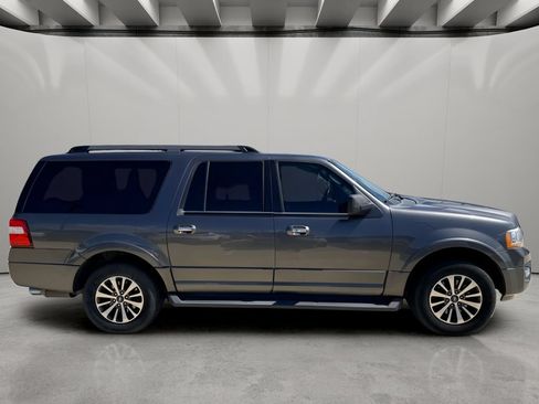 Used 2017 Ford Expedition EL XLT w/ Equipment Group 202A RWD image 4