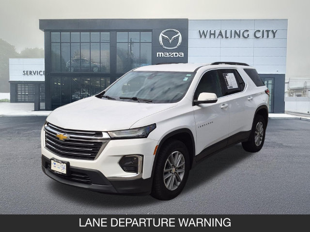 Used 2023 Chevrolet Traverse LT AWD/4WD image 3
