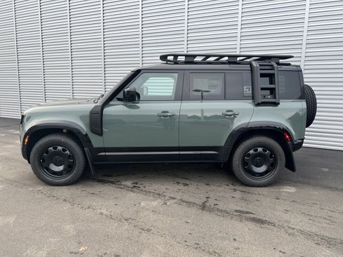 New 2026 Land Rover Defender 110 image 2