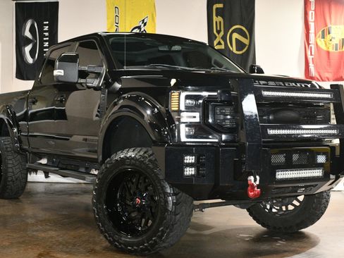 Used 2020 Ford F250 Lariat AWD/4WD image 3