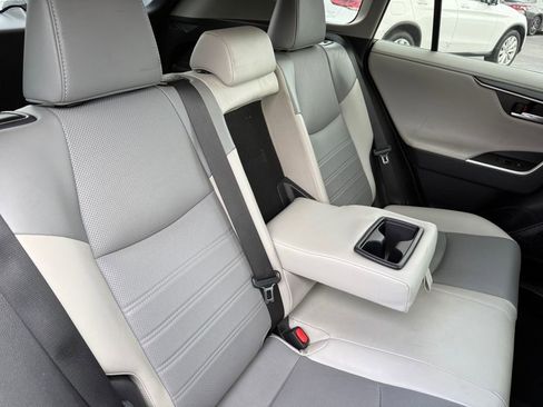 Used 2024 Toyota RAV4 Limited image 23