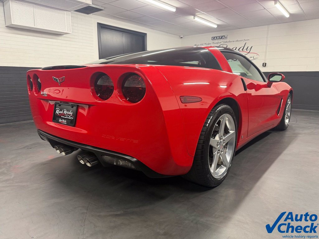 Used 2007 Chevrolet Corvette Coupe w/ Preferred Equipment Group RWD image 10
