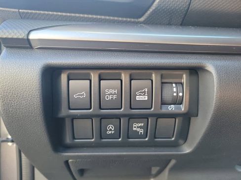 Used 2022 Subaru Forester Premium image 20