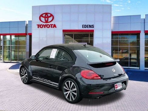 Used 2012 Volkswagen Beetle 2.0T image 5