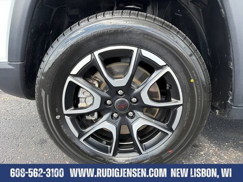 Used 2025 Jeep Compass Trailhawk AWD/4WD image 25