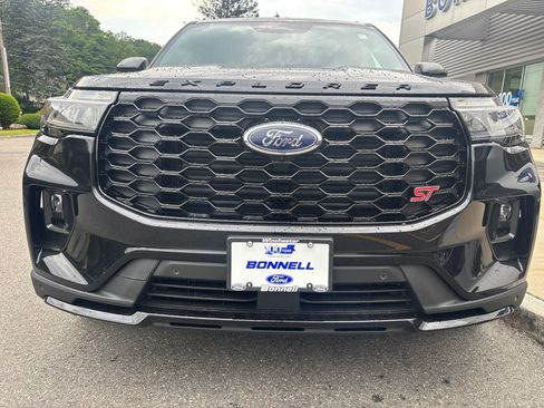 New 2026 Ford Explorer ST w/ Sun And Sound Package AWD/4WD image 9