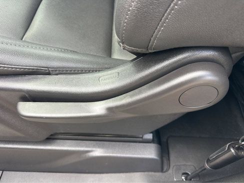 Used 2022 Chevrolet Silverado 1500 W/T w/ WT Value Package image 29