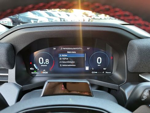 Used 2025 Ford Explorer ST image 34