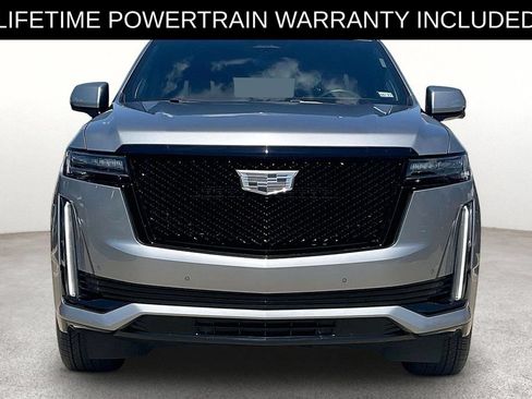 Used 2024 Cadillac Escalade ESV Sport Platinum AWD/4WD image 4