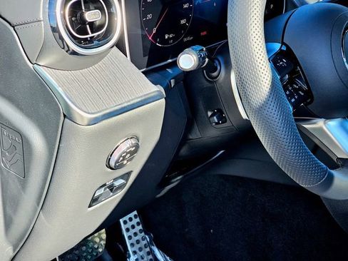 New 2026 Mercedes-Benz GLC 300 4MATIC image 16