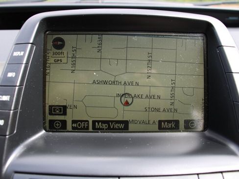 Used 2007 Toyota Prius Touring FWD image 9