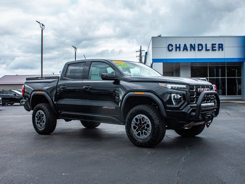 Used 2023 GMC Canyon AT4X w/ Edition 1 image 11