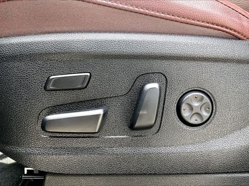 Used 2024 Kia Telluride SX FWD image 32