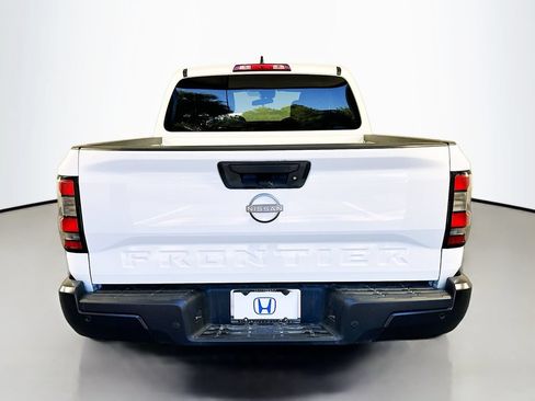 Used 2025 Nissan Frontier S RWD image 6