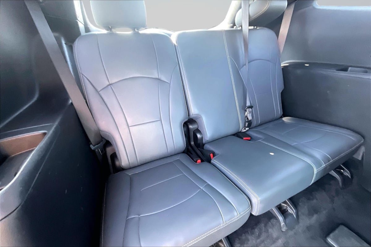 Used 2022 Buick Enclave Premium FWD image 28