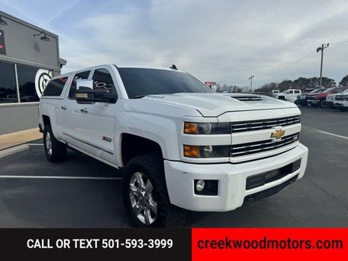Used 2019 Chevrolet Silverado 2500 LTZ w/ Duramax Plus Package image 2
