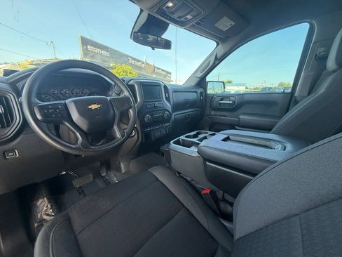 Used 2022 Chevrolet Silverado 1500 Custom RWD image 9