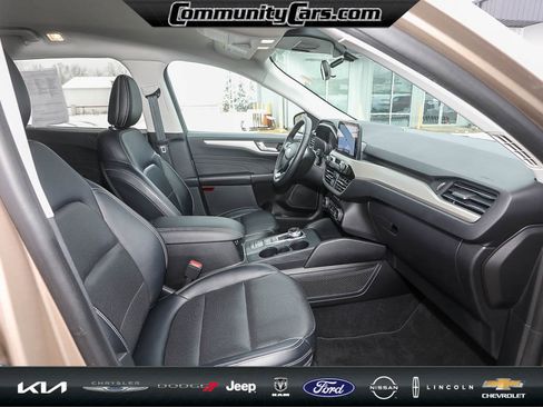 Used 2021 Ford Escape SEL image 22