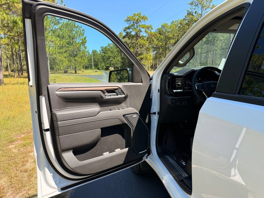 New 2026 Chevrolet Silverado 1500 RST w/ Safety Package AWD/4WD image 14