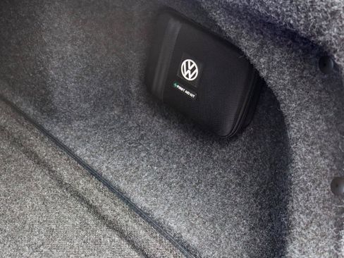 Used 2020 Volkswagen Jetta GLI FWD image 30