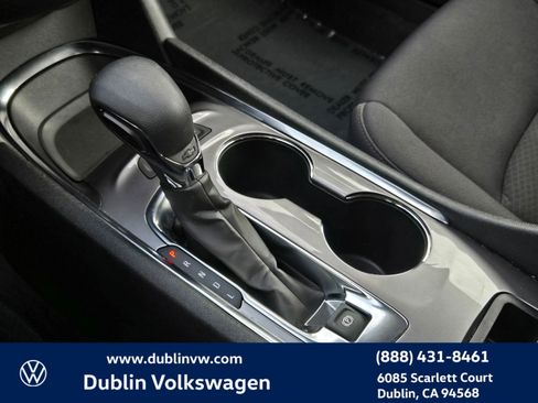 Used 2023 Chevrolet Malibu LT image 17