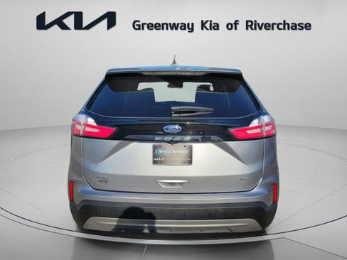 Used 2024 Ford Edge SEL image 5