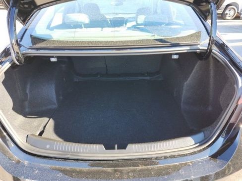 Certified 2025 Chevrolet Malibu LT image 33