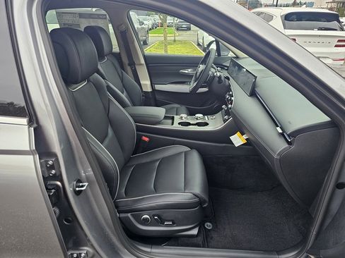 New 2026 Genesis GV70 2.5T Advanced image 29