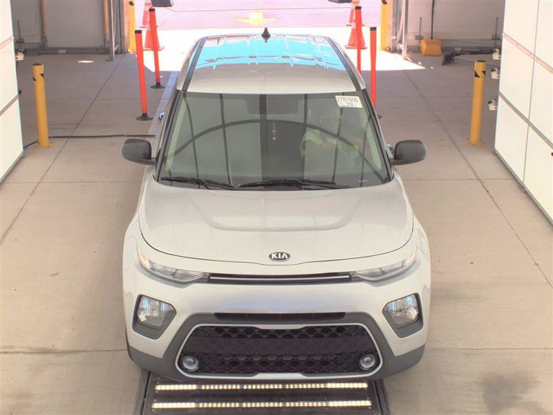 Used 2020 Kia Soul LX FWD image 2